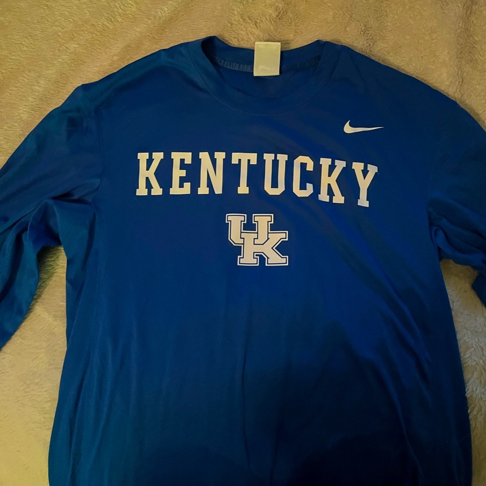 Mens Nike small dry fit University of Kentucky shirt